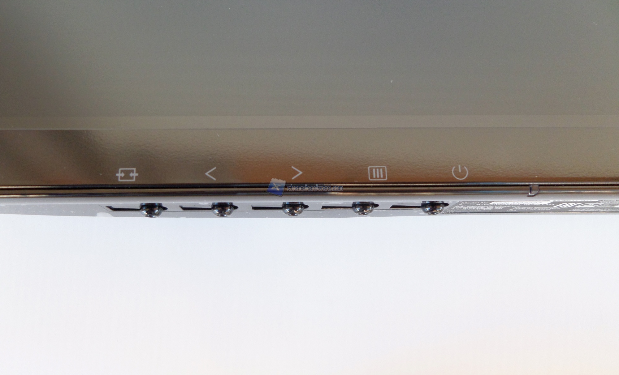 AOC I2481FXH 13