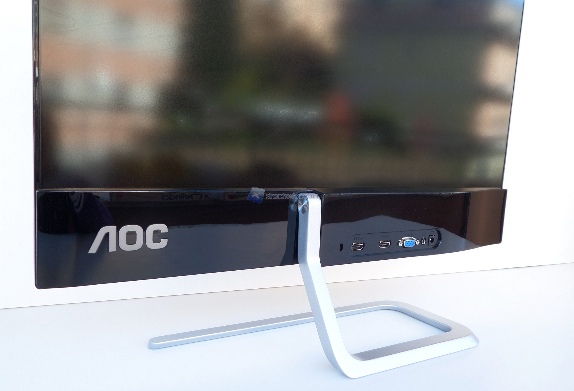 AOC I2481FXH 15