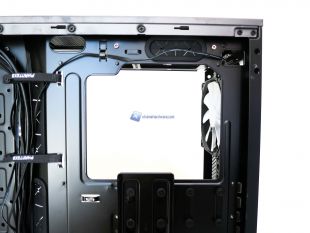 Phanteks-Enthoo-Pro-M-Acrylic-44